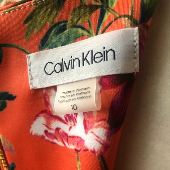 Calvin Klein Floral Scuba Dress - Picture 8 of 8